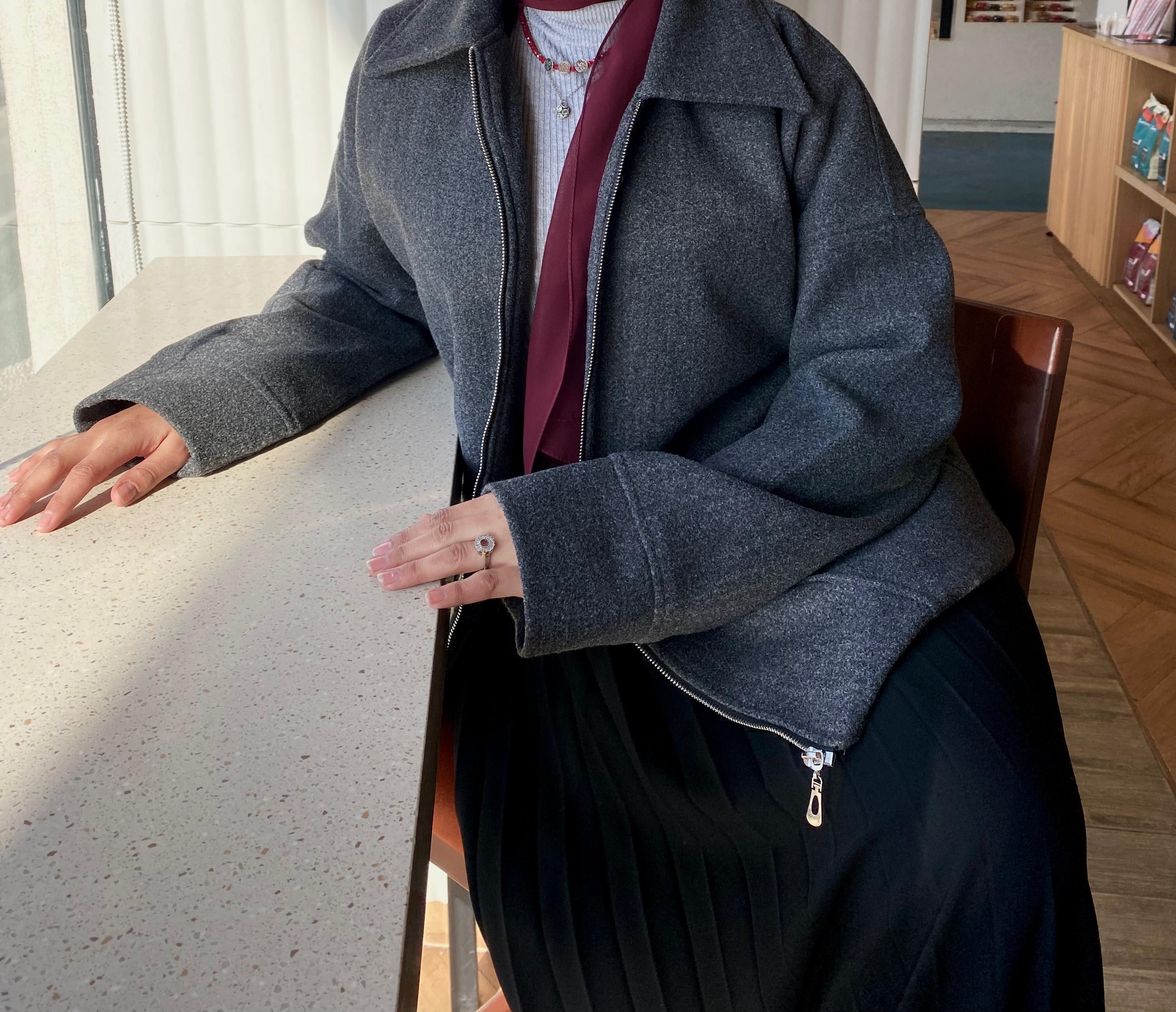 The minimal felt jacket