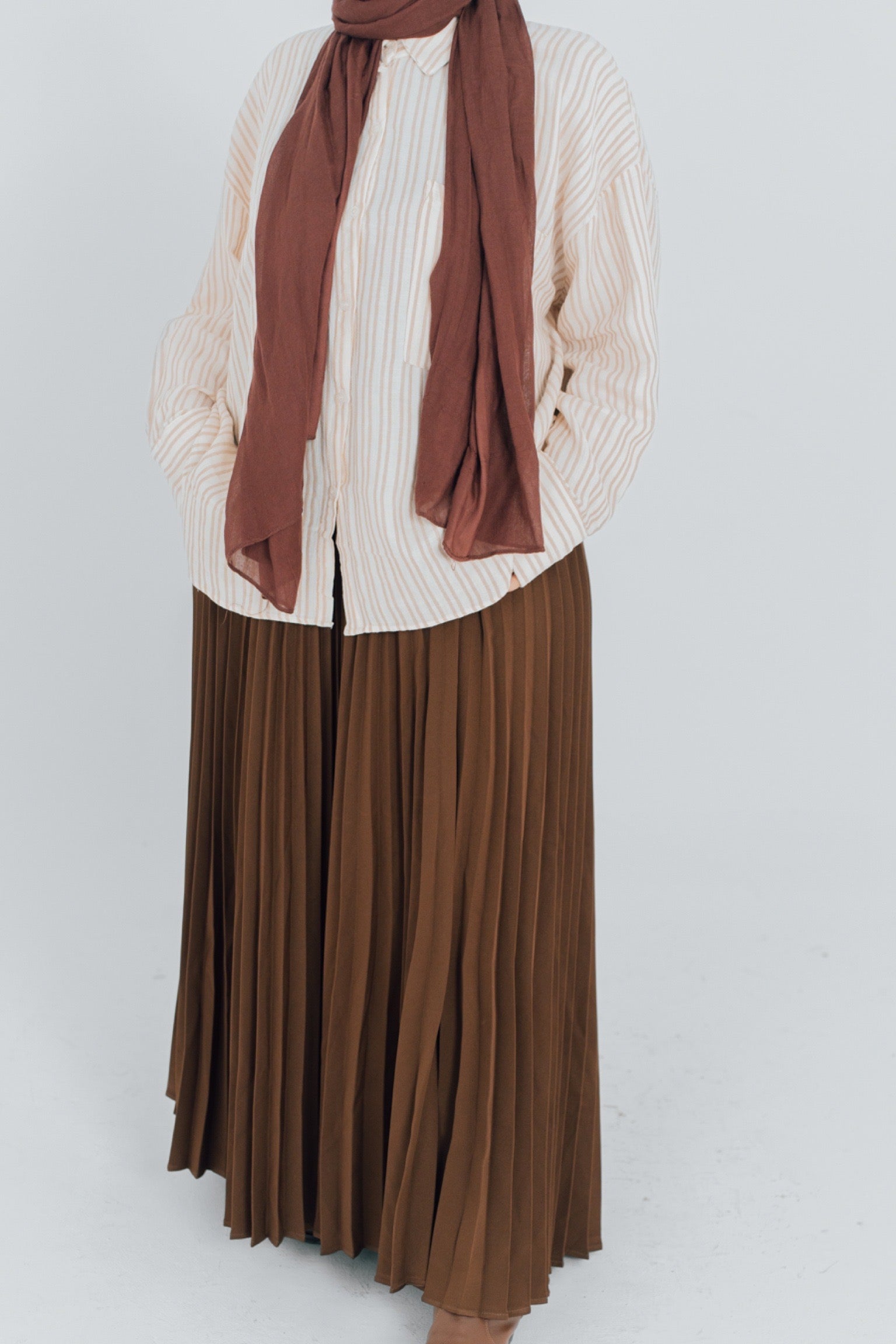 Double cloche pleated skirt