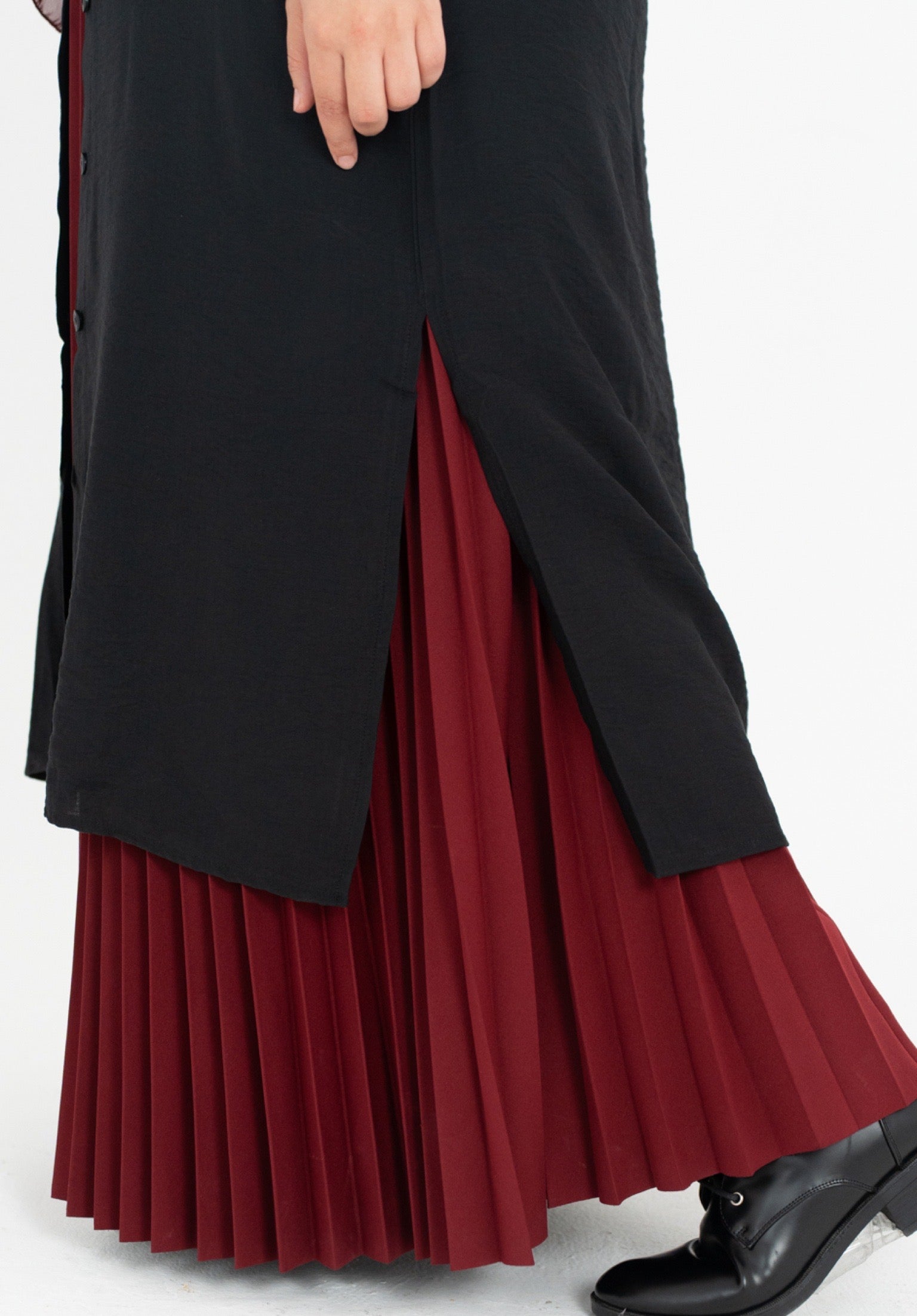 Double cloche pleated skirt